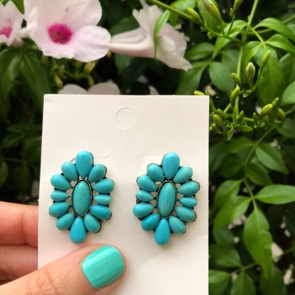 Gorgeous Turquoise Boho Flower Statement Earrings - Picture 1 of 6